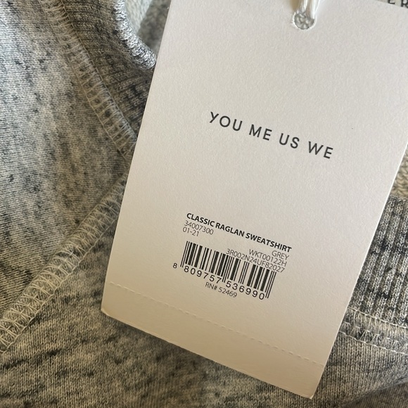 Free Assembly Classic Raglan Sweatshirt- Gray - Picture 4 of 4